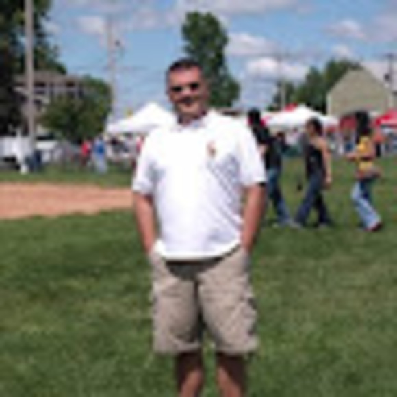 Meet your Posher, Chris - Picture 1 of 1